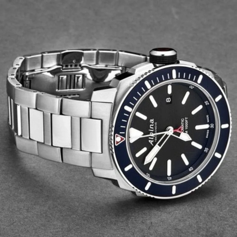 Alpina Men's wristwatch Seastrong' Diver Black Dial Stainless watch